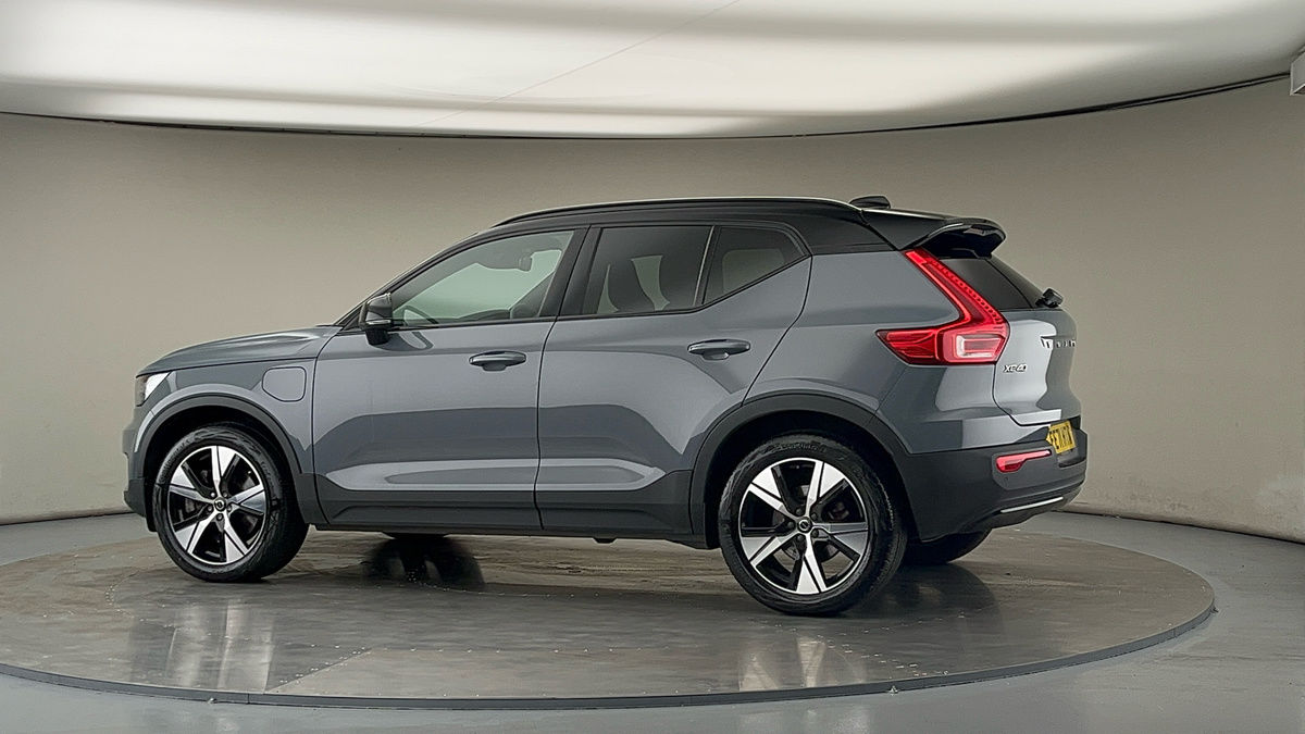 More views of Volvo XC40