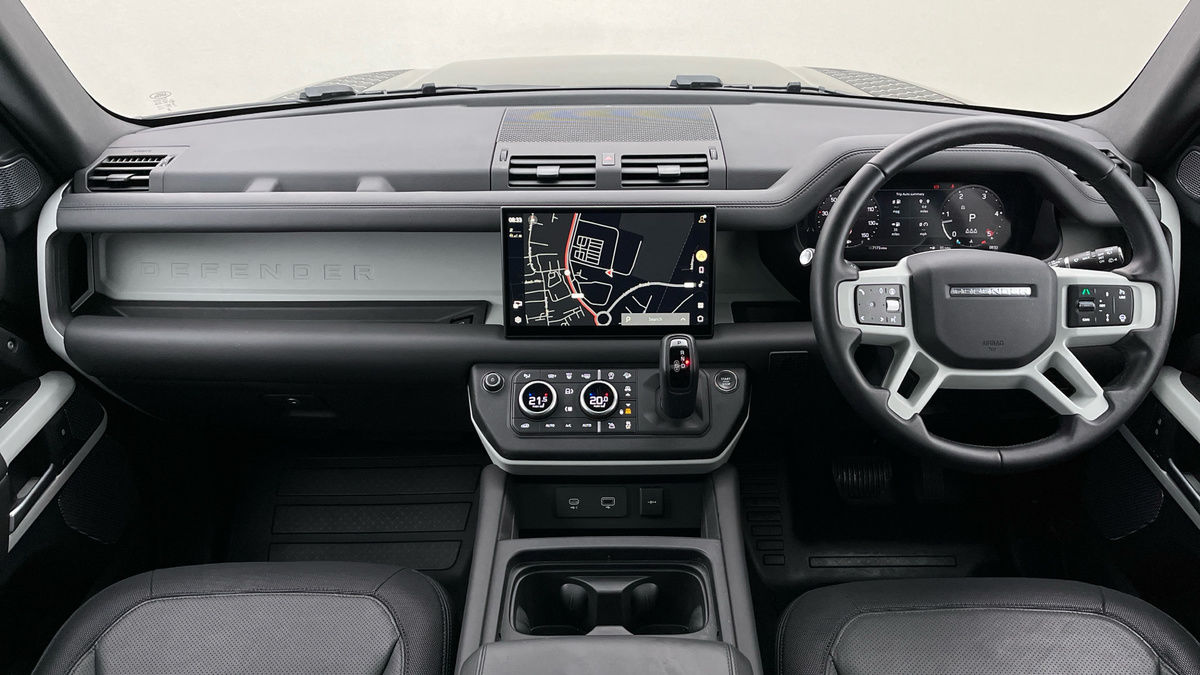 Land Rover Defender 110 Urban Image 12