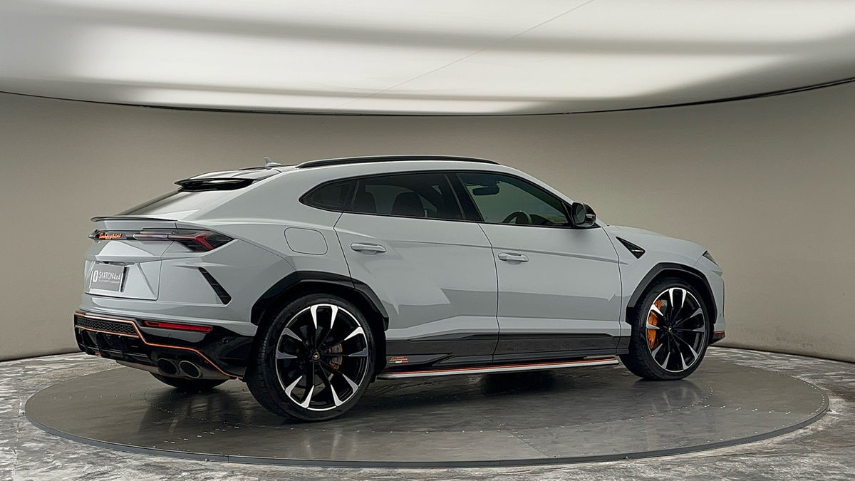 More views of Lamborghini Urus