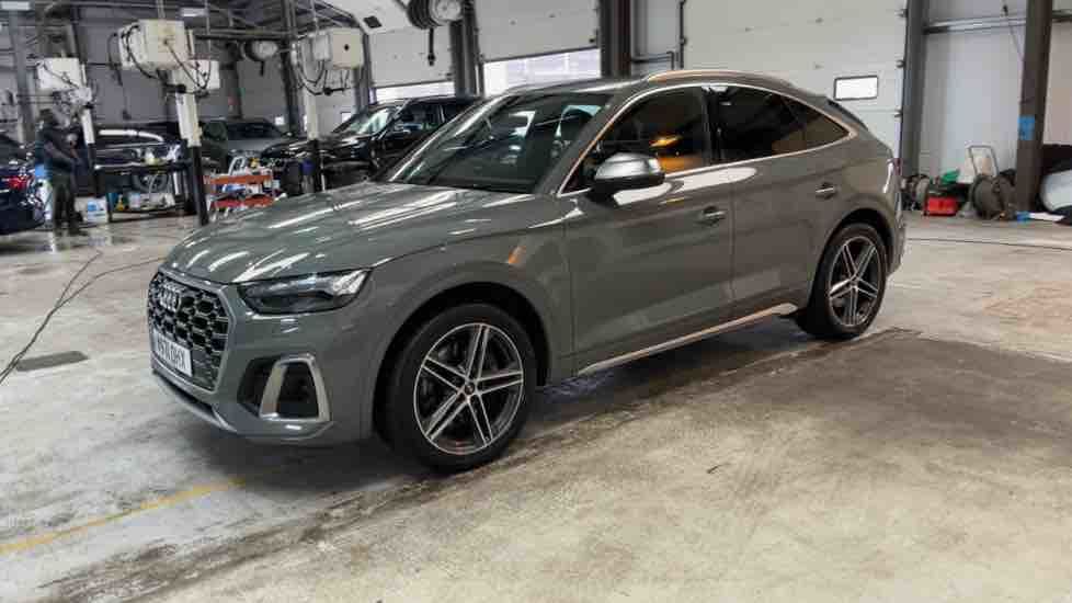 More views of Audi SQ5
