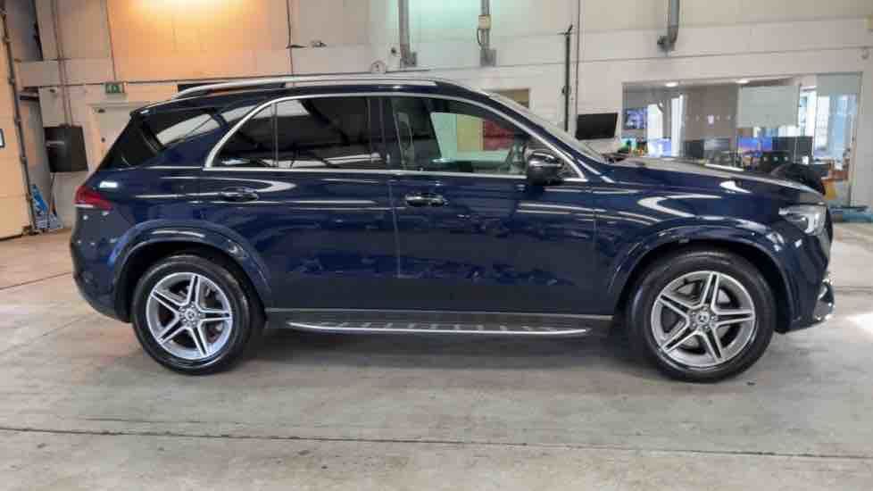 More views of Mercedes-Benz GLE