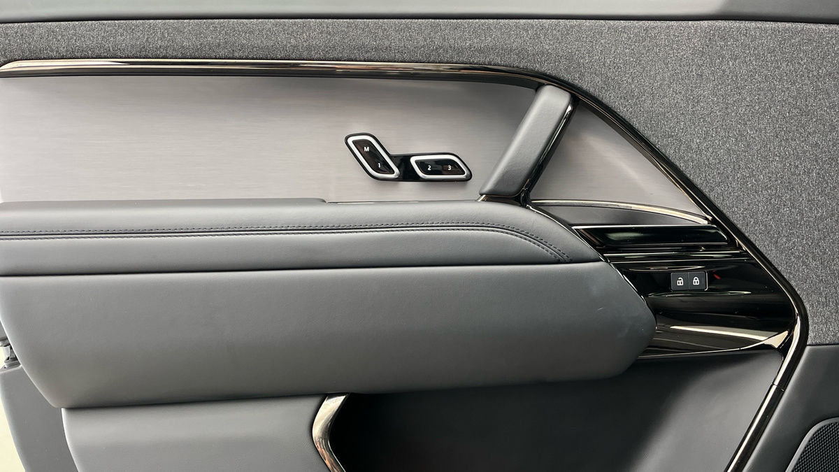 Land Rover Range Rover Sport Urban Image 19