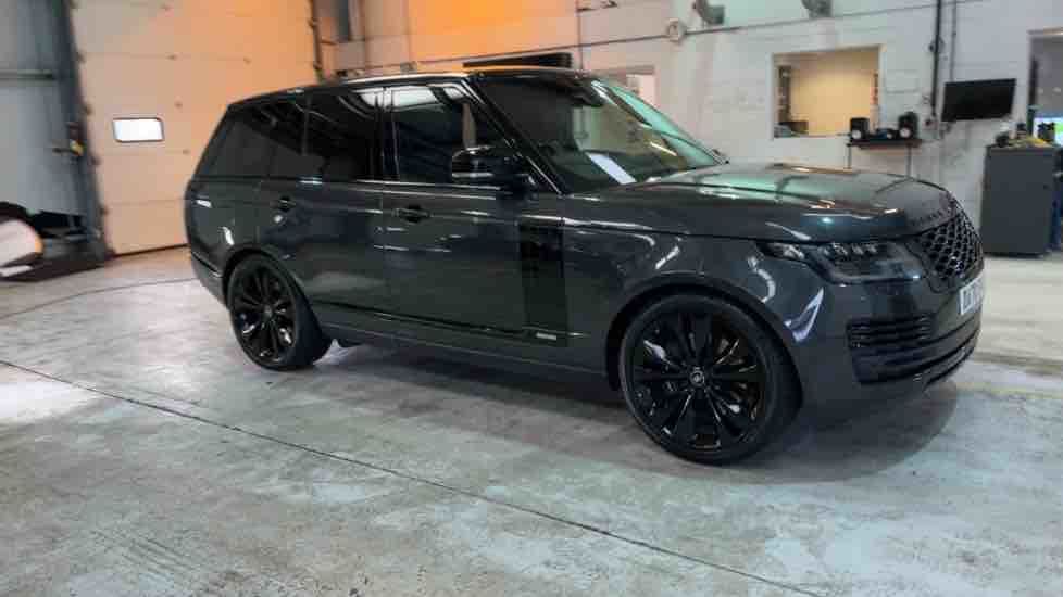 More views of Land Rover Range Rover