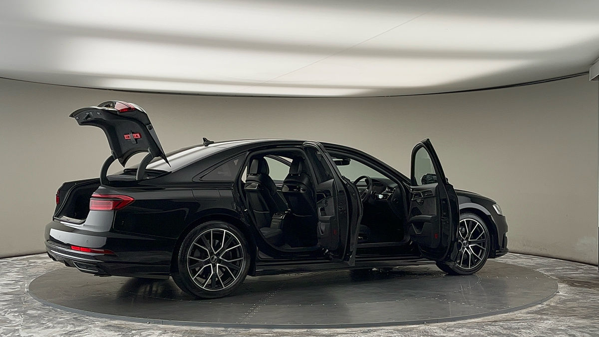 More views of Audi A8