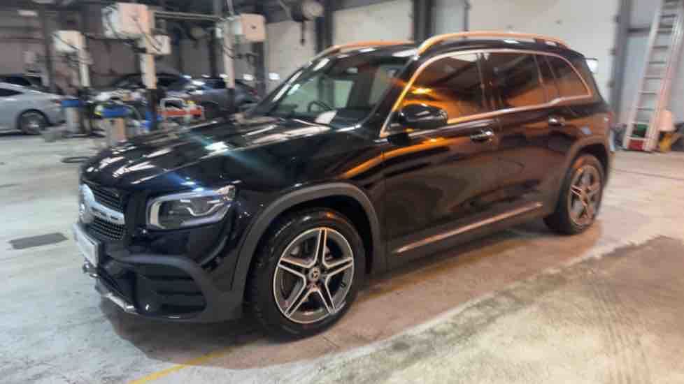 More views of Mercedes-Benz GLB