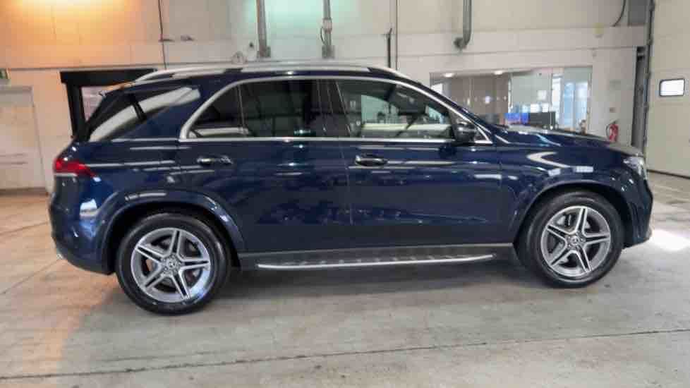 More views of Mercedes-Benz GLE