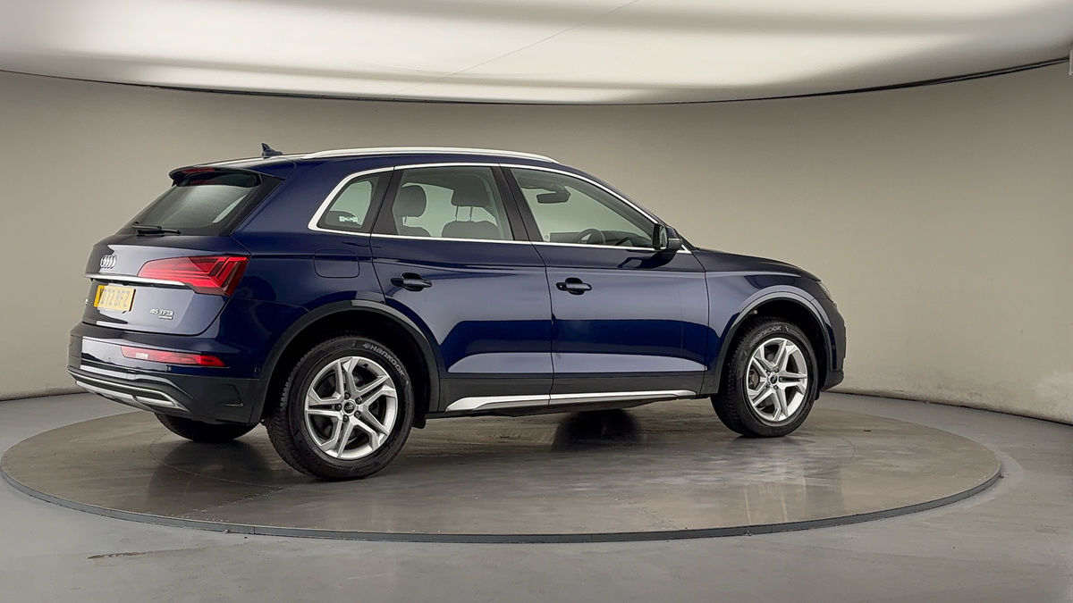 More views of Audi Q5