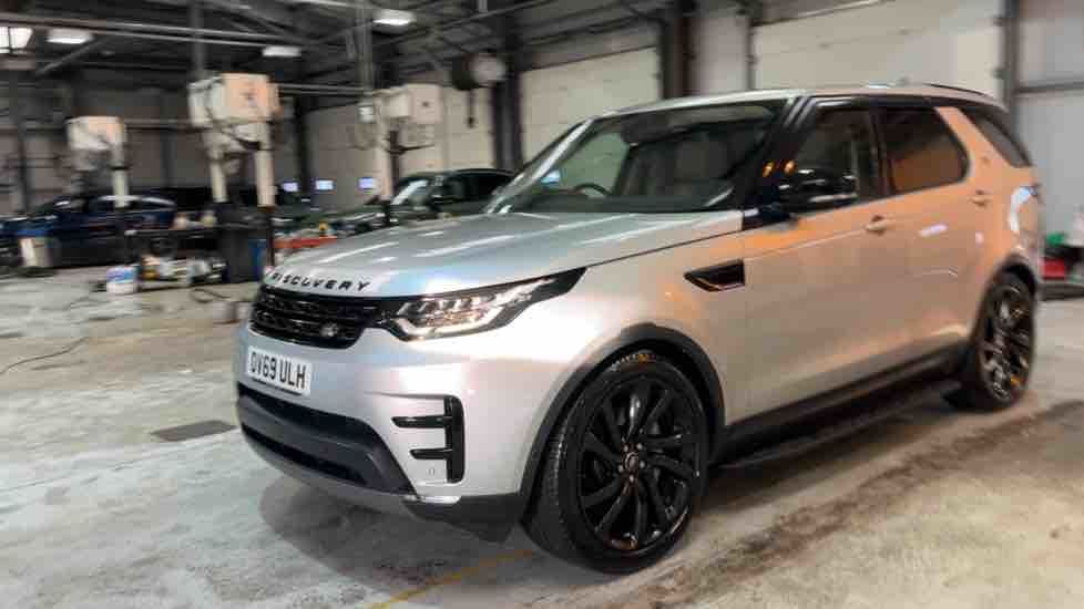 More views of Land Rover Discovery