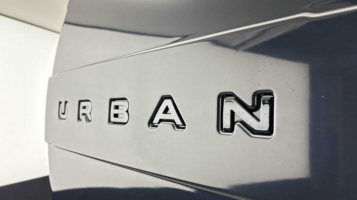 Land Rover Defender 90 Urban Image 28