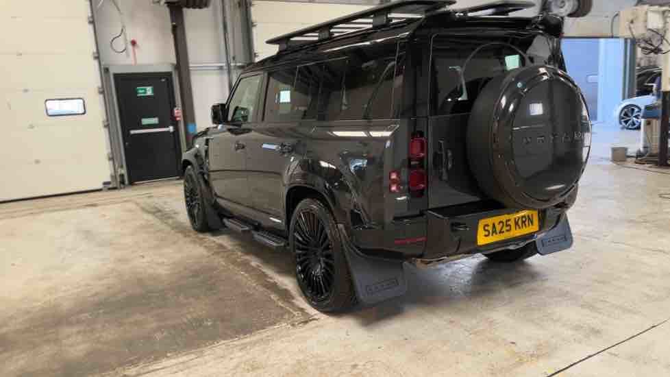 More views of Land Rover Defender 110