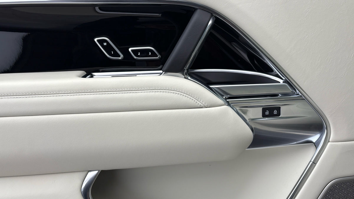 Land Rover Range Rover Image 19
