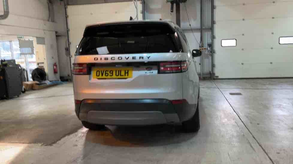 More views of Land Rover Discovery