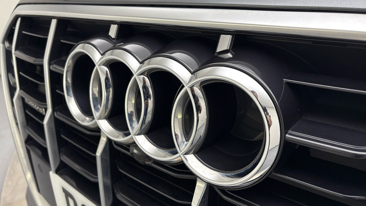 Audi Q7 Image 24