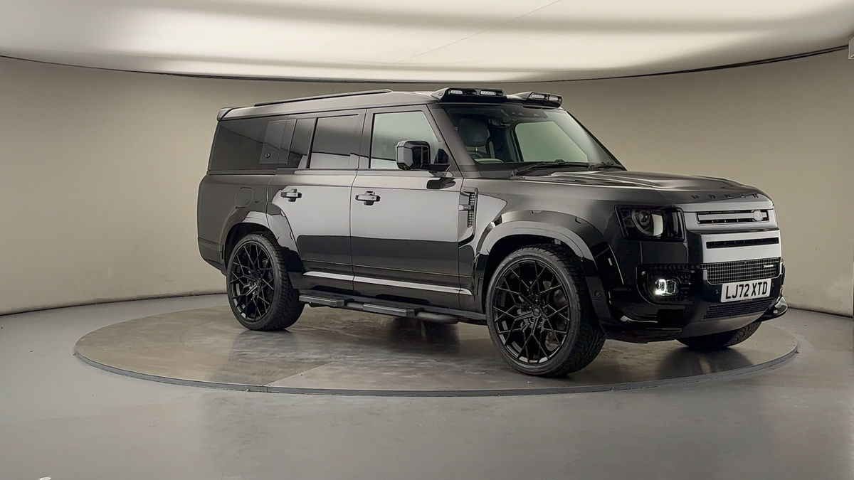 More views of Land Rover Defender 130
