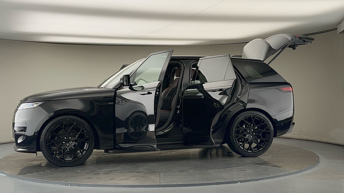 More views of Land Rover Range Rover Sport