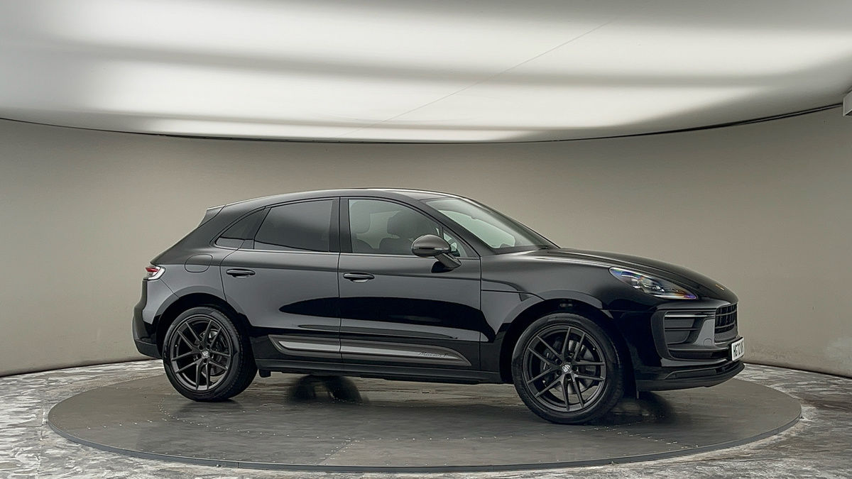More views of Porsche Macan
