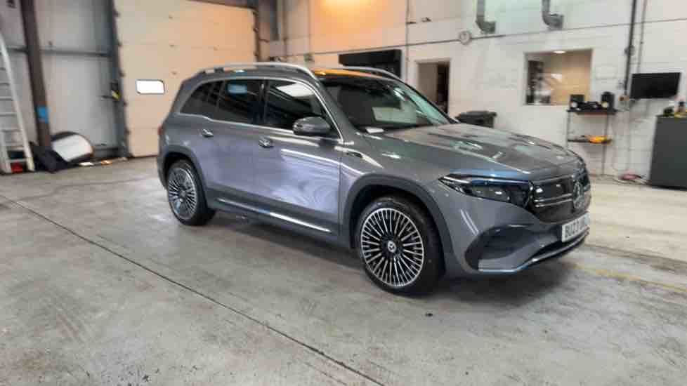 More views of Mercedes-Benz EQB