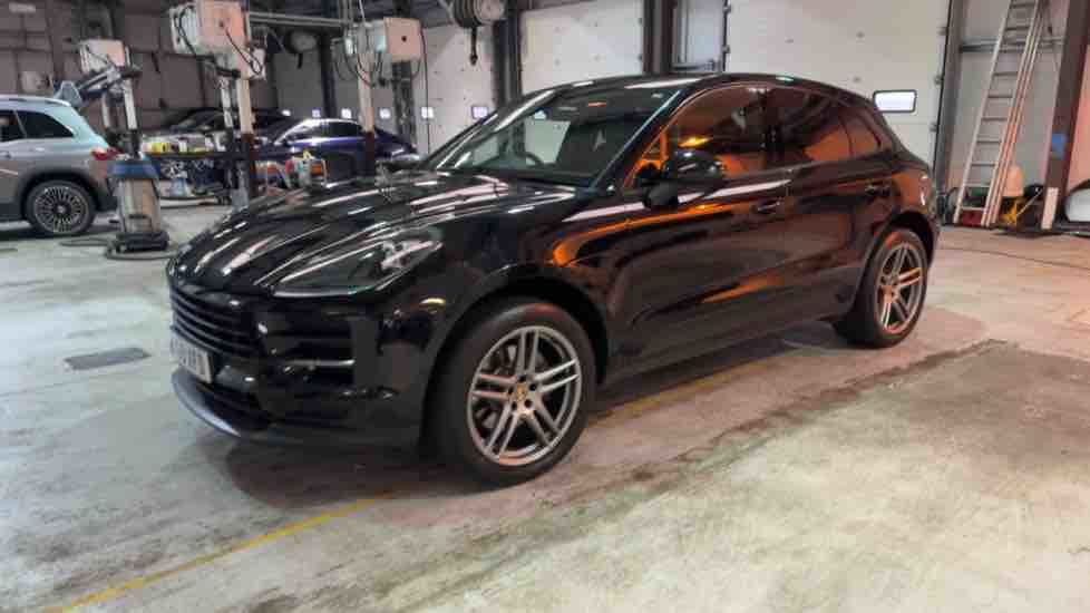 More views of Porsche Macan