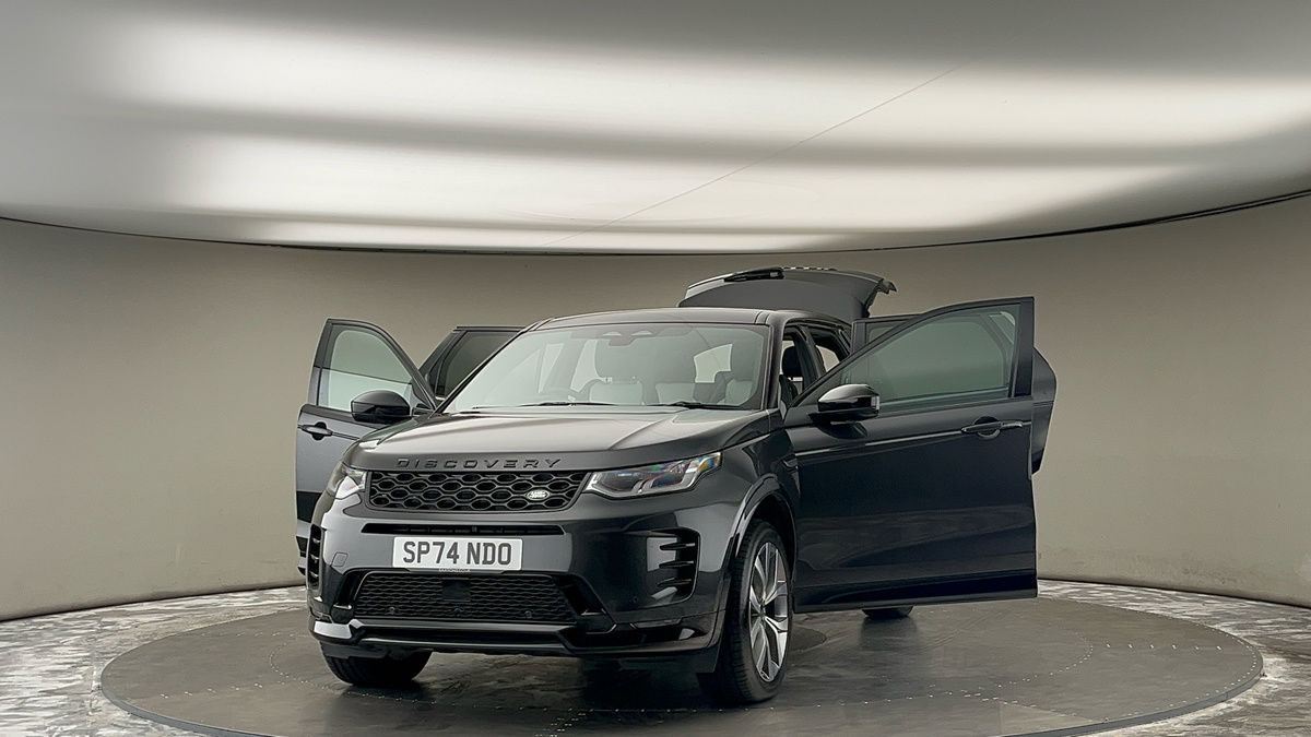 More views of Land Rover Discovery Sport