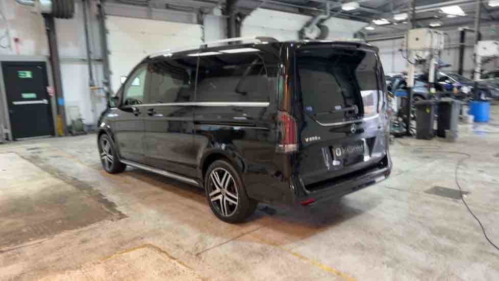 More views of Mercedes-Benz V Class