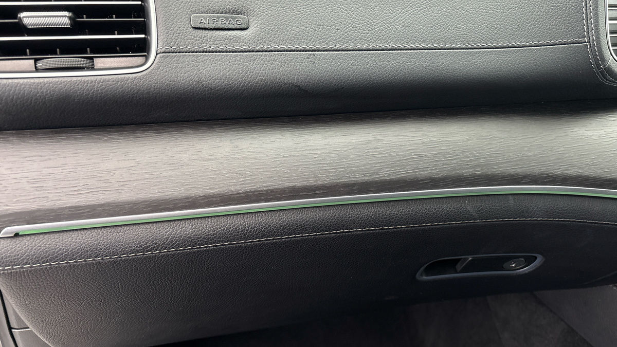 Mercedes-Benz GLE Image 25