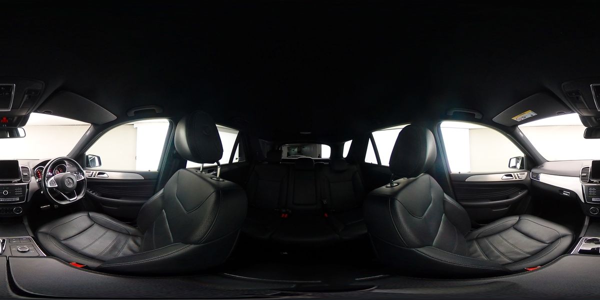 More views of Mercedes-Benz GLE