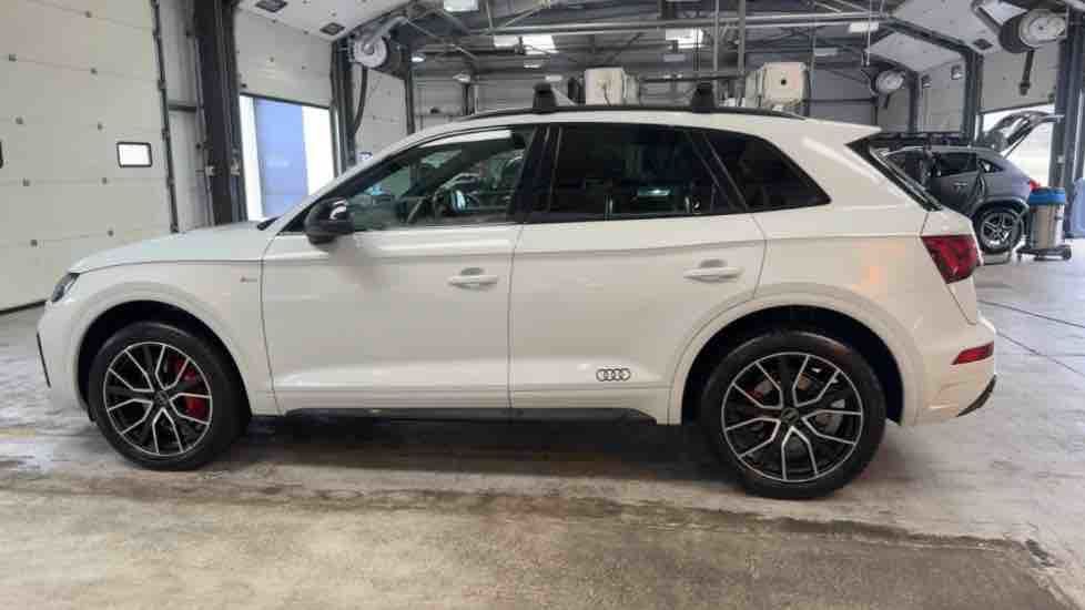 More views of Audi Q5