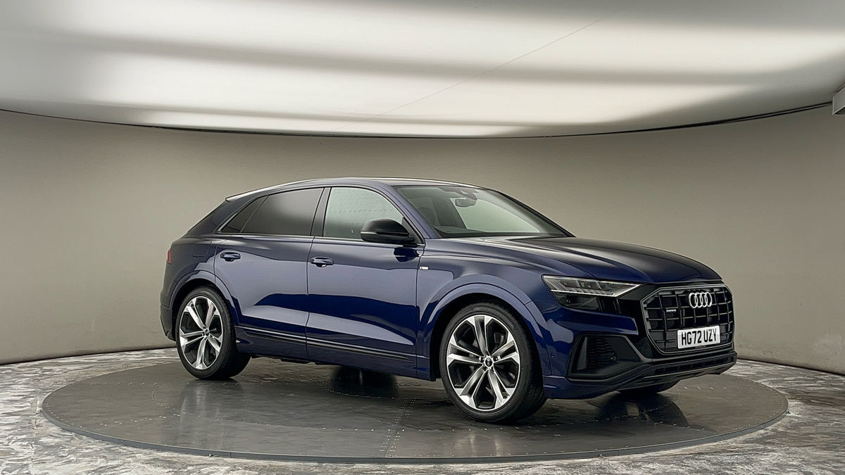 More views of Audi Q8