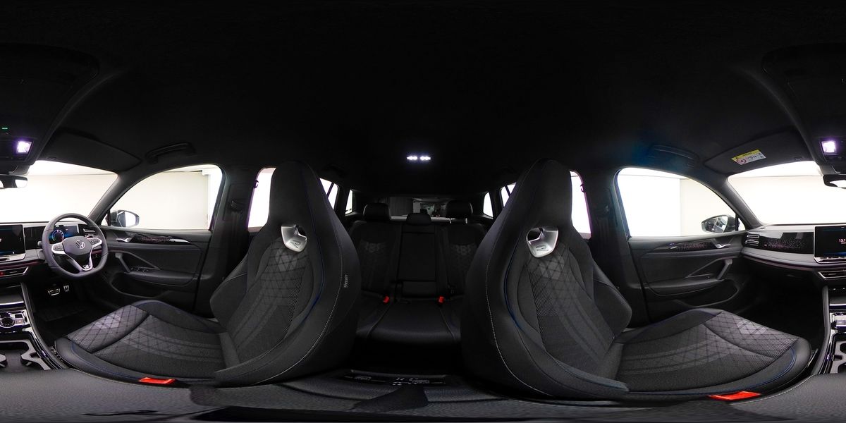 More views of Volkswagen Tiguan
