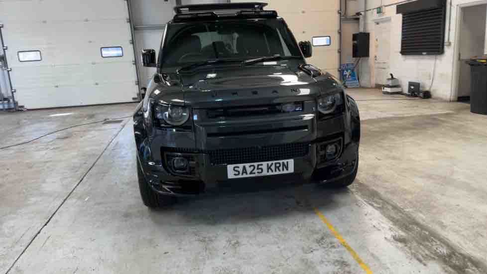 More views of Land Rover Defender 110