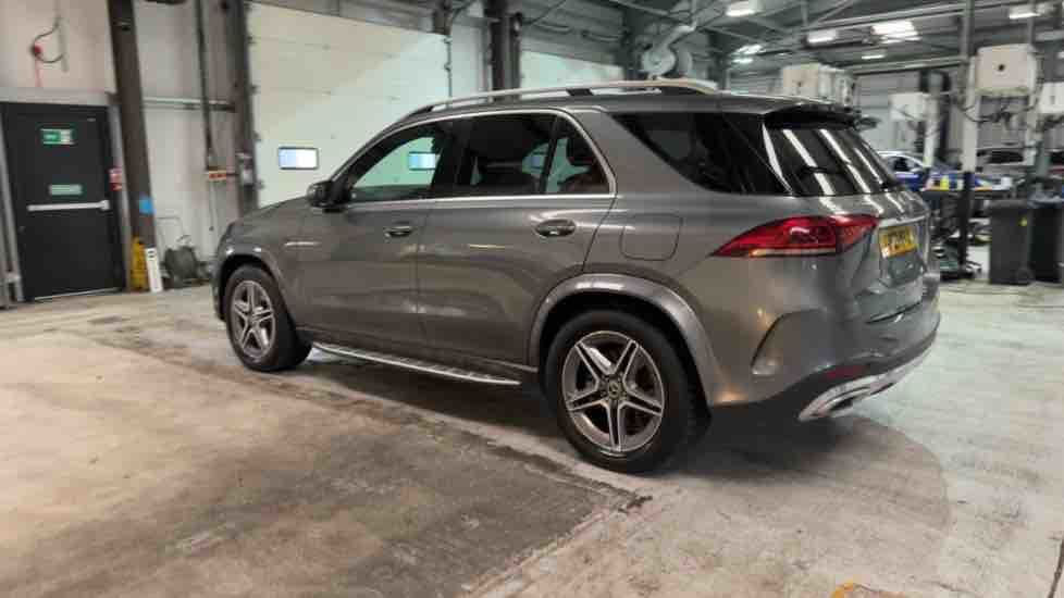More views of Mercedes-Benz GLE