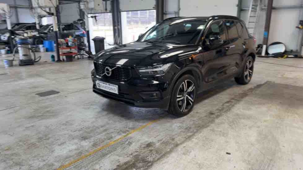 More views of Volvo XC40
