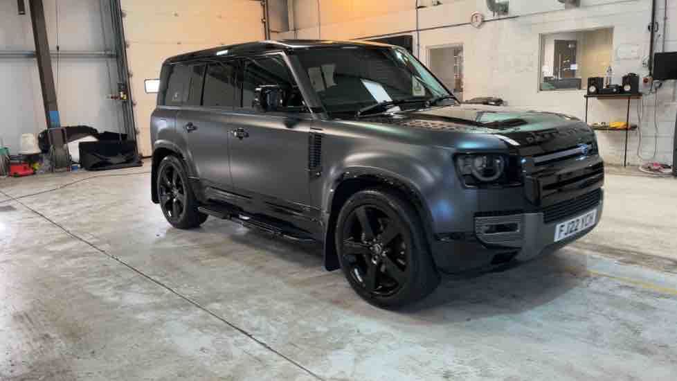 More views of Land Rover Defender 110