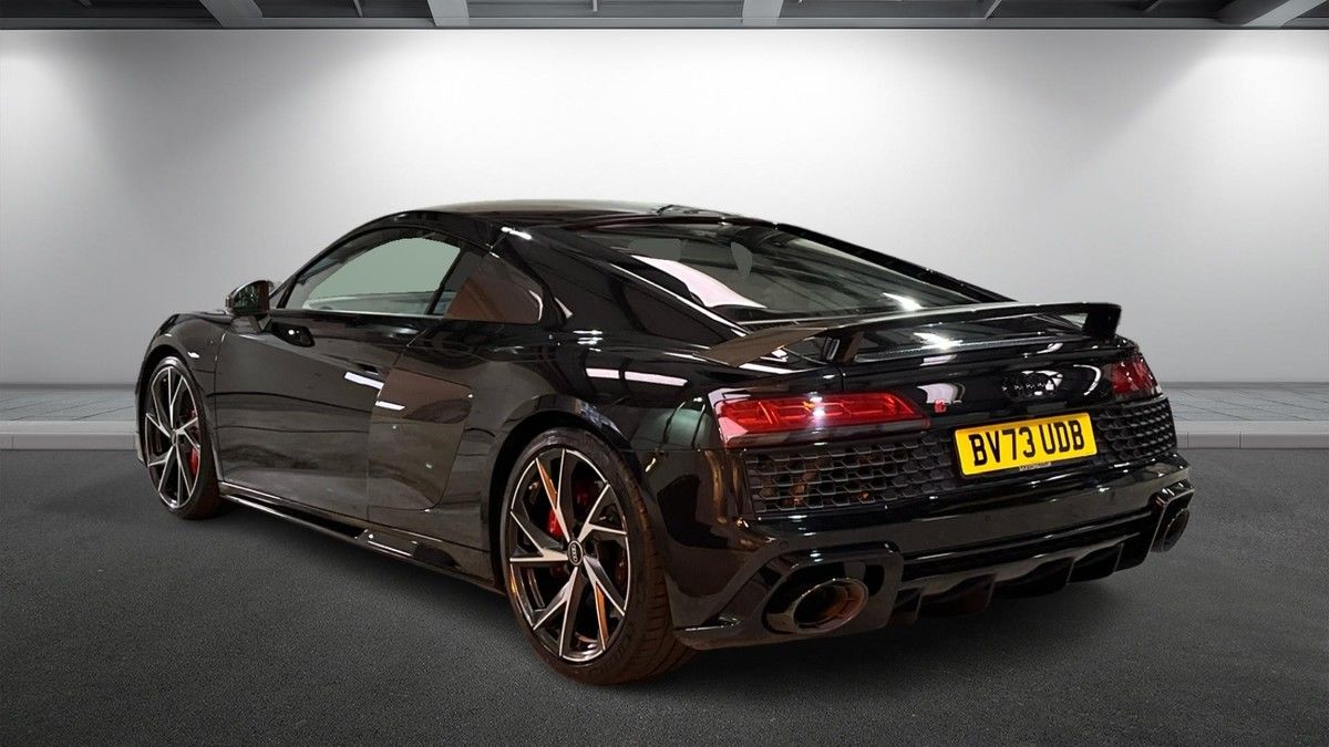 Audi R8 Image 2