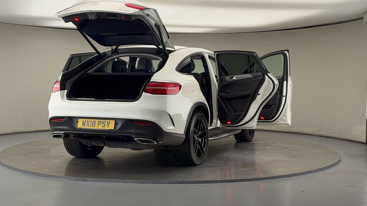 More views of Mercedes-Benz GLE