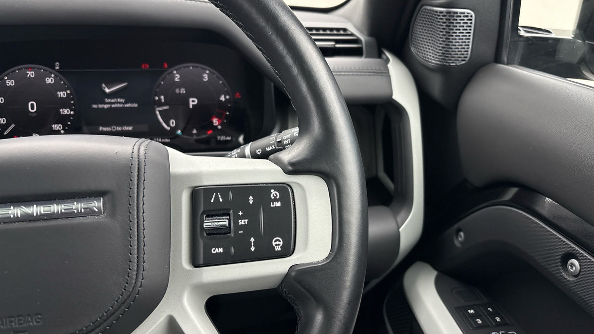 Land Rover Defender 110 Urban Image 14
