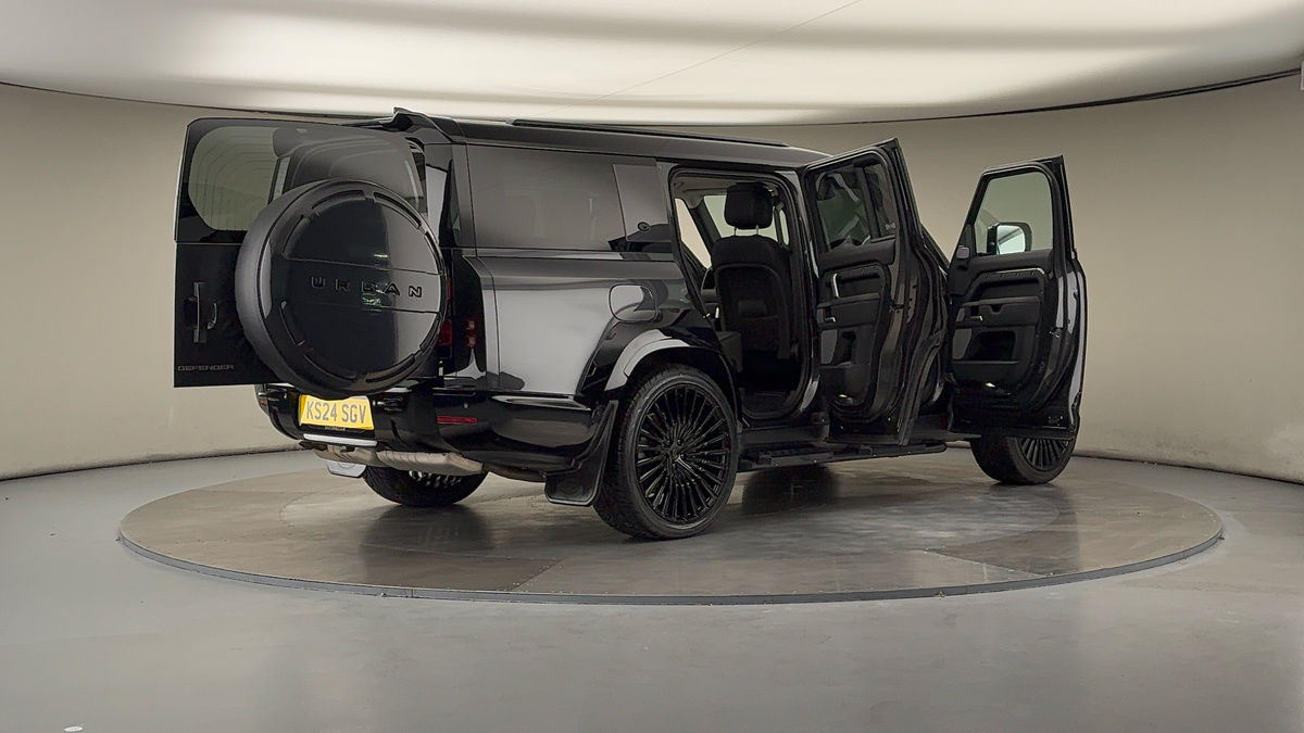 More views of Land Rover Defender 130