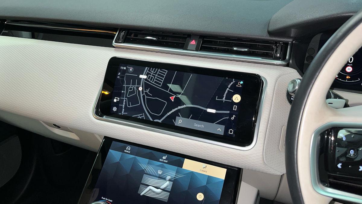 Land Rover Range Rover Velar Image 17