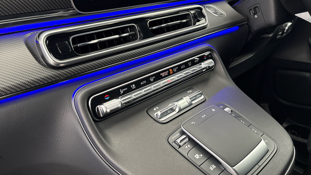 More views of Mercedes-Benz V Class