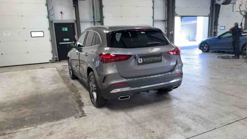 More views of Mercedes-Benz GLA