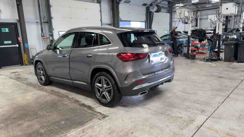 More views of Mercedes-Benz GLA