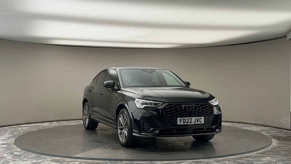 More views of Audi Q3