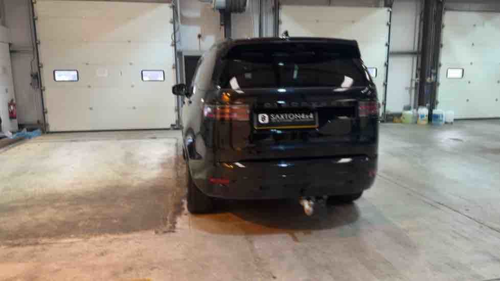 More views of Land Rover Discovery