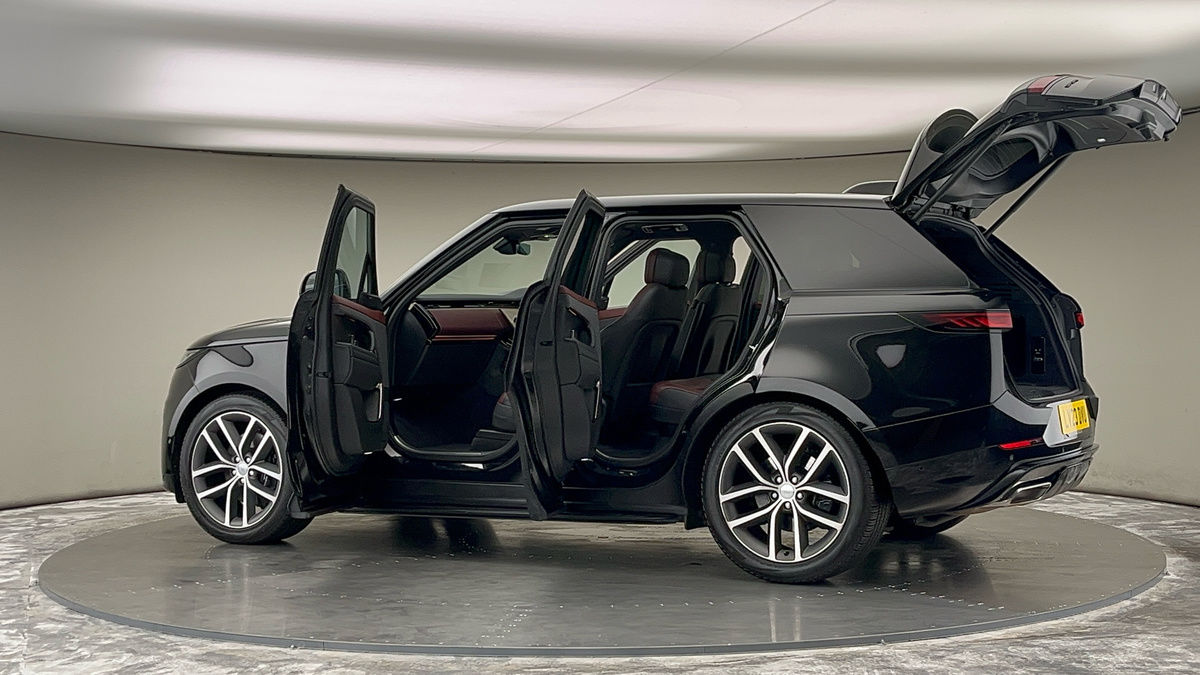 More views of Land Rover Range Rover Sport