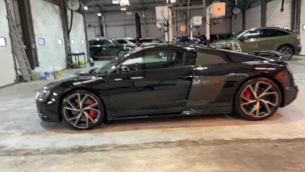 More views of Audi R8