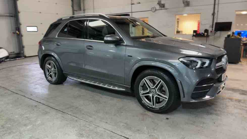 More views of Mercedes-Benz GLE