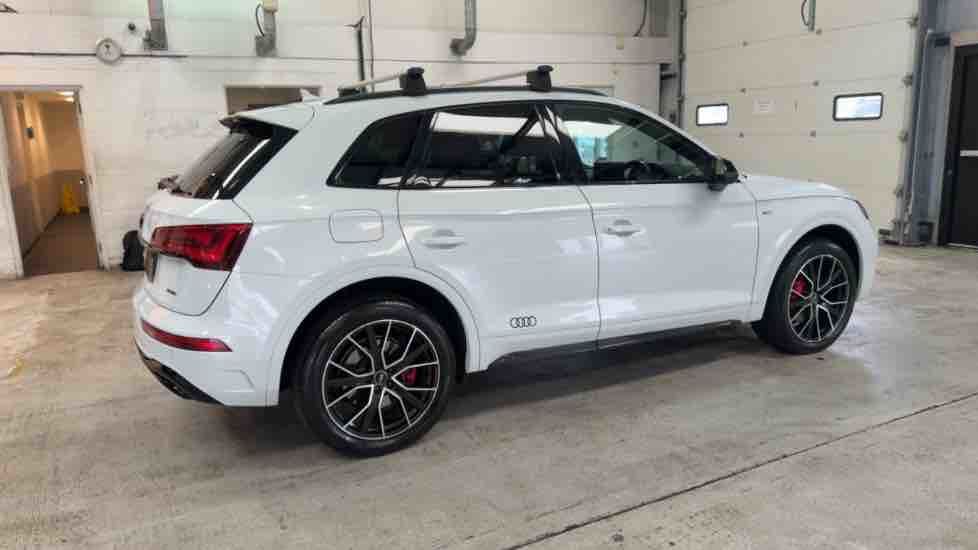 More views of Audi Q5