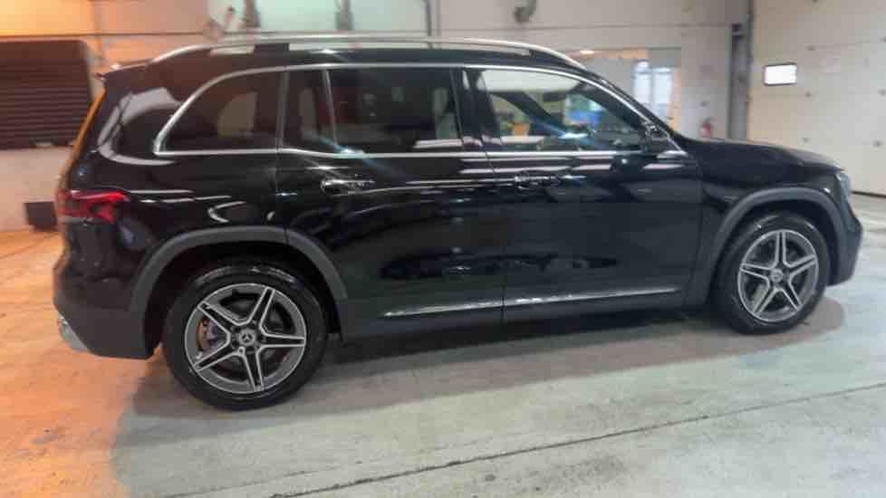 More views of Mercedes-Benz GLB