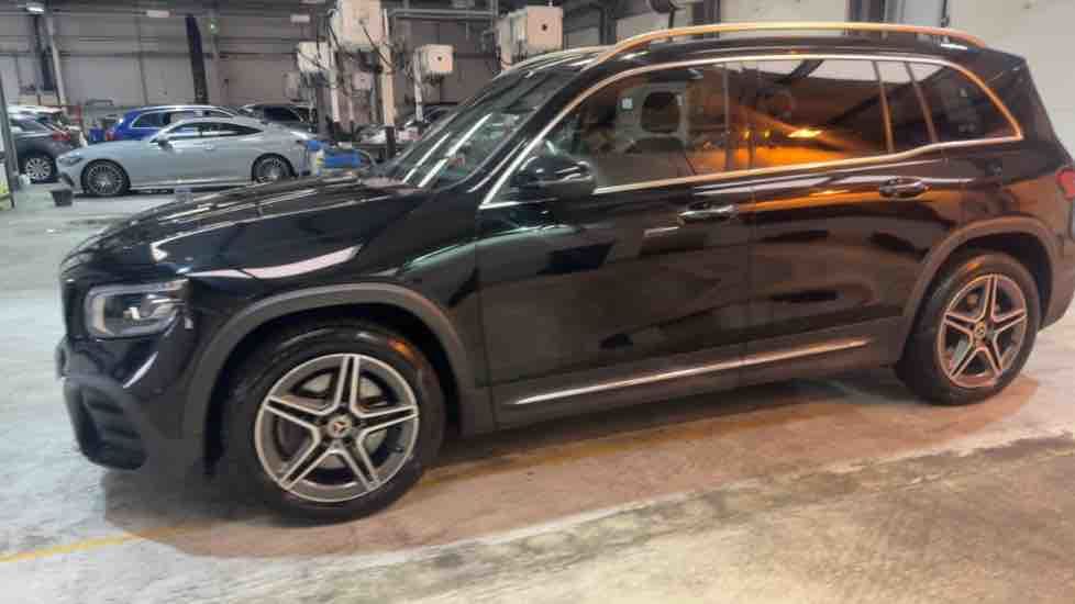 More views of Mercedes-Benz GLB