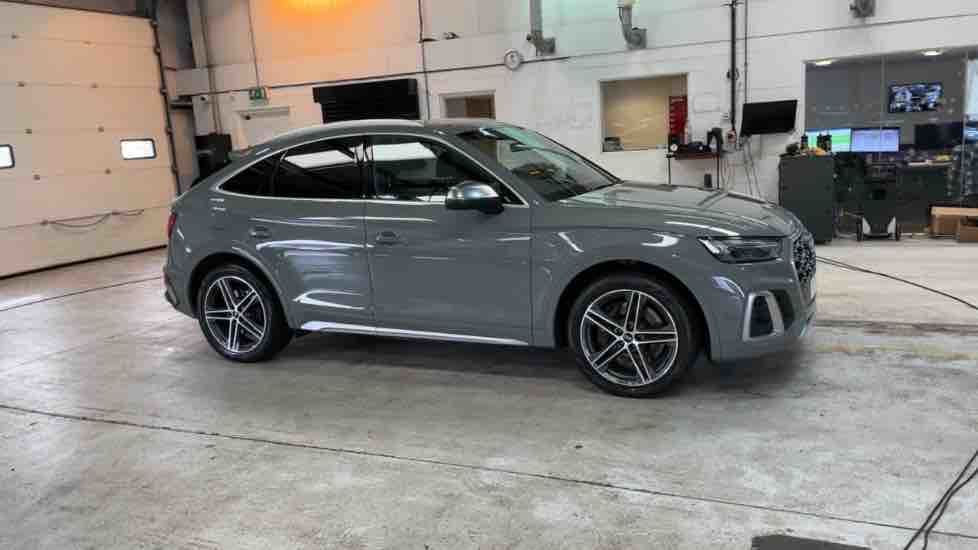 More views of Audi SQ5